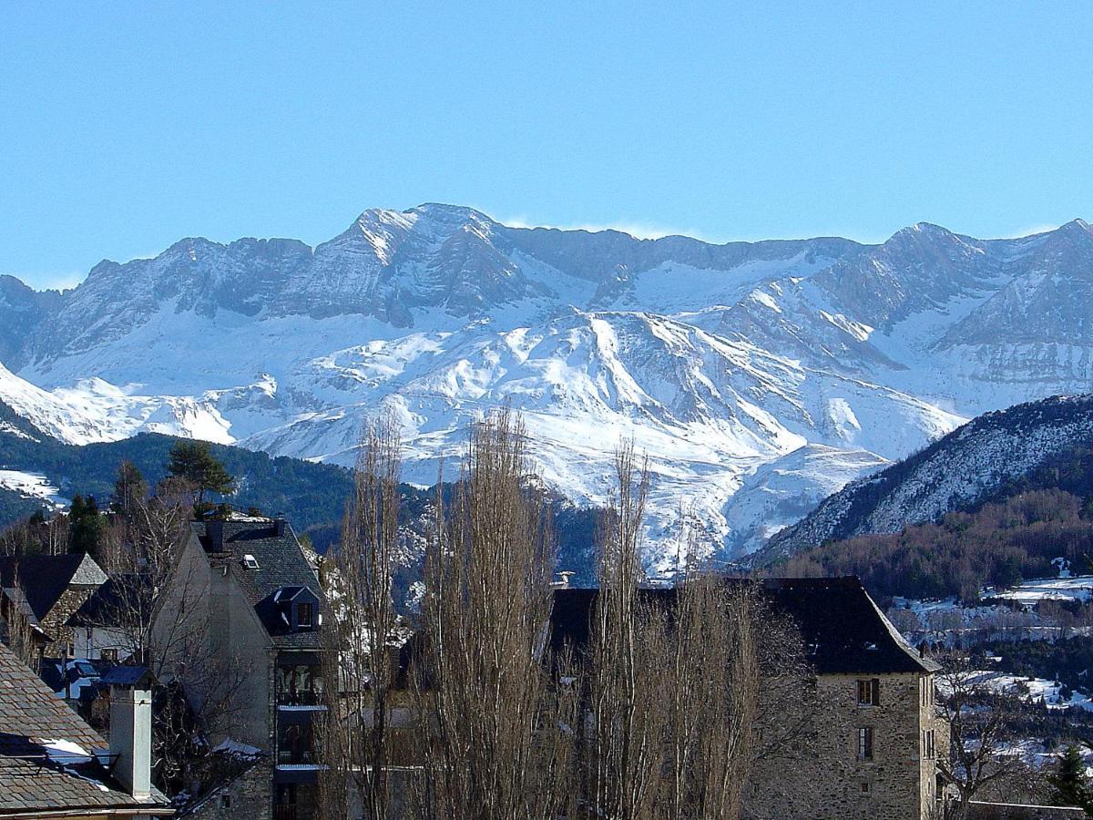 Hotel Valle De Izas Sallent de Gállego Buitenkant foto